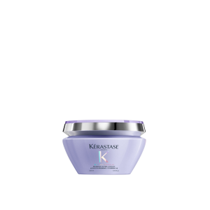 Le Masque Ultra-Violet Kérastase pour neutraliser les reflets jaunes indésirables des cheveux blonds.