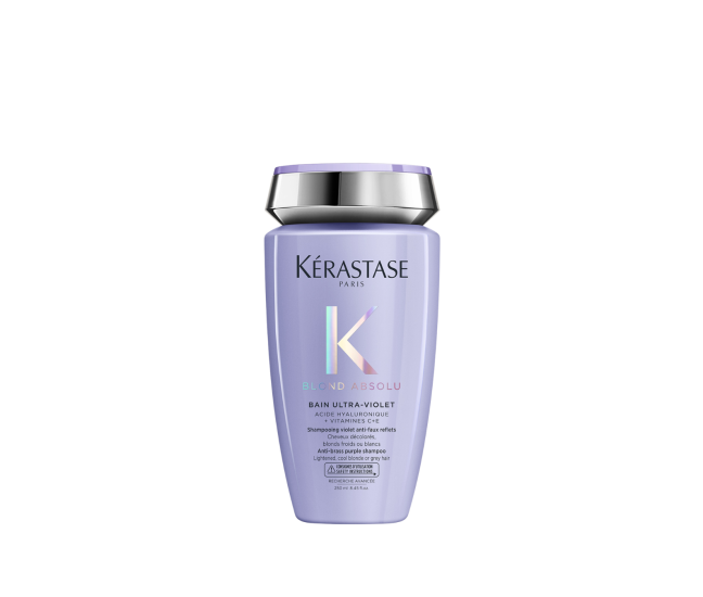Le Bain Ultra-Violet Kérastase pour laver tout en retirant les reflets jaunes indésirables.