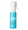 Le spray Money Mist Color Wow pour réduire la casse et les frisottis.